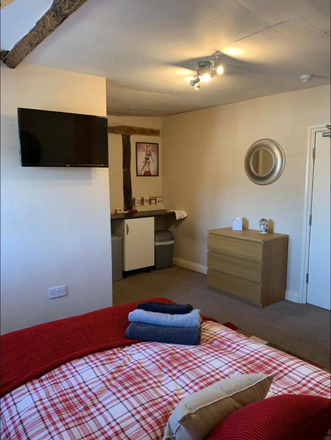 Studio Double. Own Bathroom, Shared Kitchen Bewdley Dış mekan fotoğraf